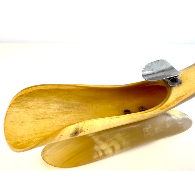 1960s Vintage Mid-Century Sculptural Cow Horn Cigar Ashtray & Rest For Sale - Image 5 of 10