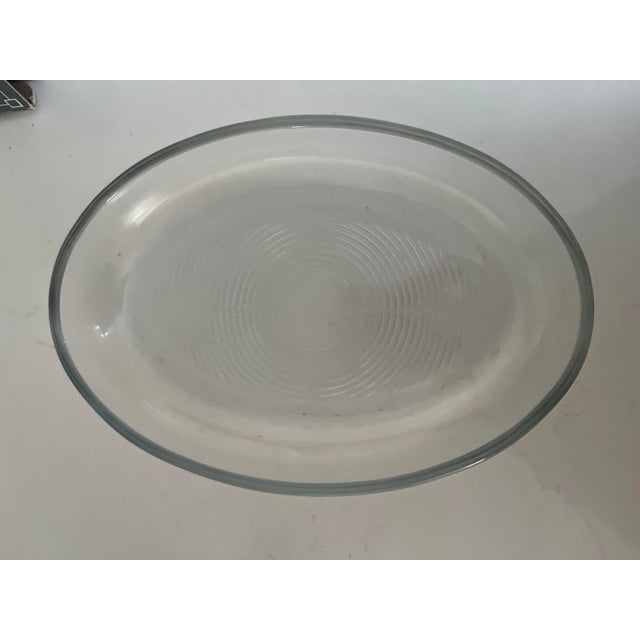 1980s 1990s New International Silver Vintage 3-Piece Silverplated Vegetable Serving Dish With Lid and Pyrex Glass Liner For Sale - Image 5 of 9