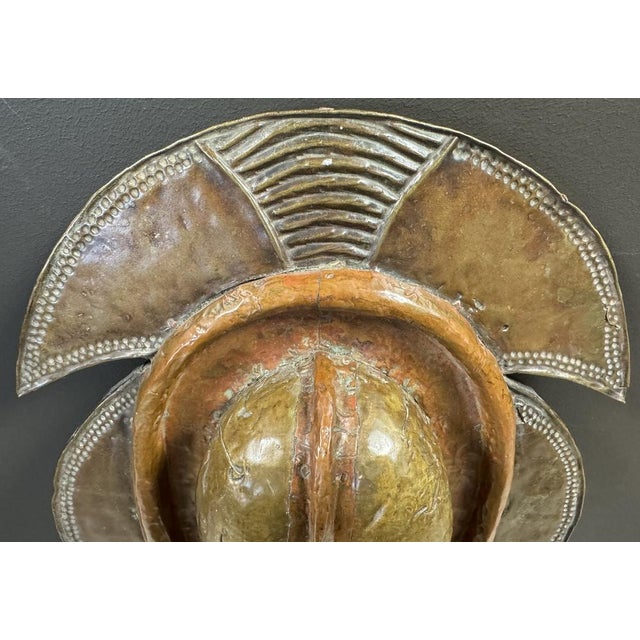 Brown Ancient Kota Reliquary in Gabon, Circa 1950 For Sale - Image 8 of 11