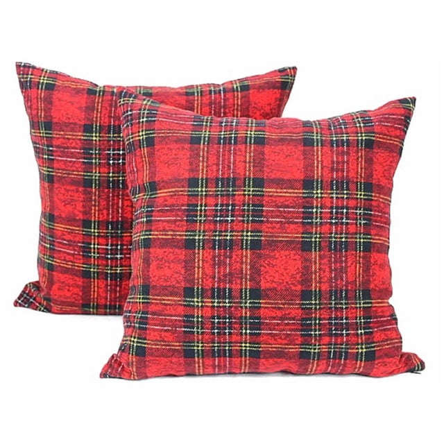 1990s Red Tartan Plaid Scottish Pillow Covers- a Pair For Sale - Image 5 of 12