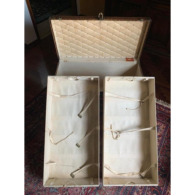 Trunk from Louis Vuitton, 1920s For Sale - Image 6 of 16