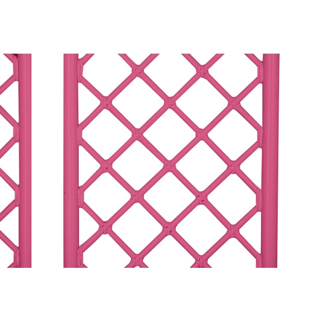 Bring a touch of modern sophistication to your bedroom with the stunning X & Diamond bed. Handcrafted from rattan, each...