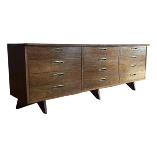 1950s George Nakashima Dresser in East Indian Laurel Wood For Sale