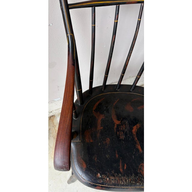 Folk Art 19thc Original Paint Decorated Windsor Arm Chair For Sale - Image 3 of 10