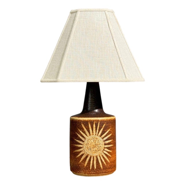 Søholm Stentøj, Danish Mid-Century Modern, Table Lamp, Brown Glazed Stoneware, Denmark, 1960s A brown stoneware table lamp...