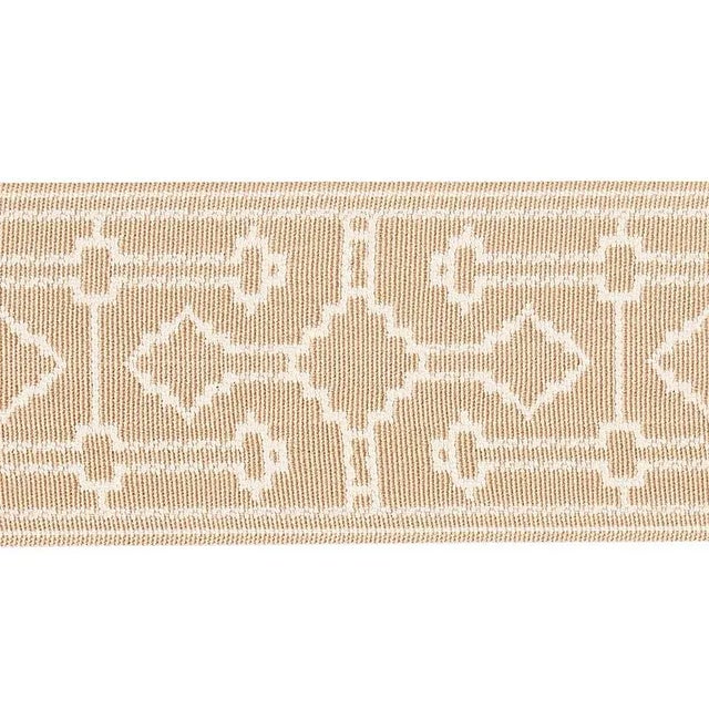 Contemporary Sample - Schumacher Filbert Tape in Natural For Sale - Image 3 of 3