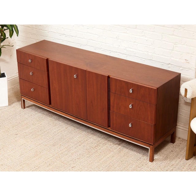 Mid-Century Modern Vintage American of Martinsville Mid-Century Modern Credenza For Sale - Image 3 of 9