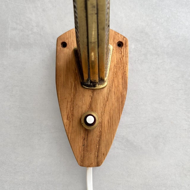 Mid-Century Wall Lamp in Brass, Oak & Glass by Bo Råman for Asea, Sweden, 1950s For Sale - Image 13 of 15