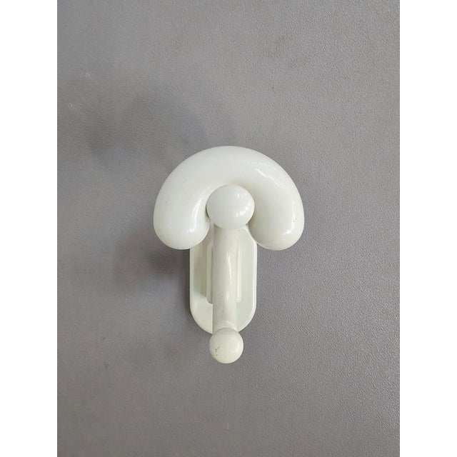 White Plastic Coat Hooks, Italy, 1970s, Set of 5 For Sale - Image 8 of 16