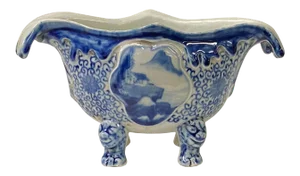 Chinese Oriental Blue Off White Porcelain Graphic Container Planter