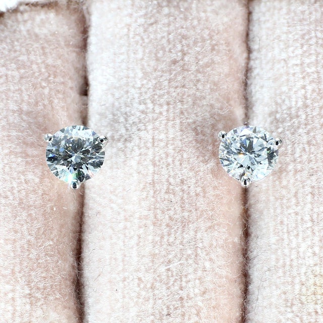 14k White Gold Diamond Stud Earrings - Gia Certified Natural Diamonds ~1.8ctw Excellent Cut, A Pair For Sale - Image 4 of 8