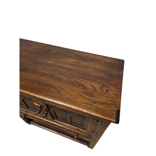 1980s Ethan Allan Charter Oak Jacobean Server Sideboard Bar Cabinet Made in England For Sale - Image 12 of 16