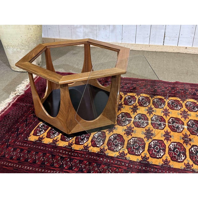 Brown Octagonal Side Table in Teak with Glass Top from G-Plan, 1970s For Sale - Image 8 of 10