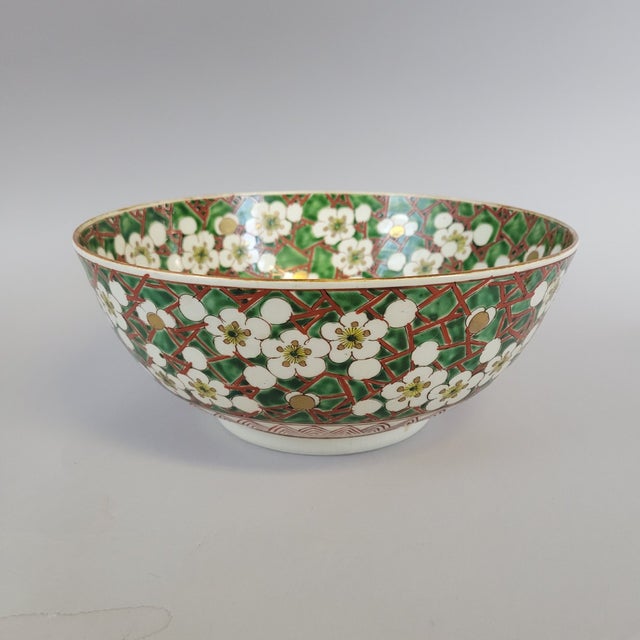 1900 - 1909 Large Antique Japanese Kutani Cherry Blossom Bowl With Butterfly Medallion For Sale - Image 5 of 9