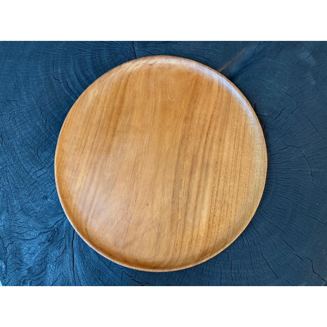 Andrianna Shamaris Minimalist Teak Wood Plates - Set of 5 For Sale - Image 14 of 18