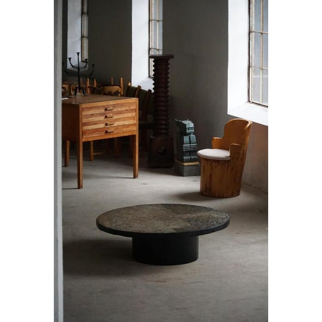 french Round Brutalist Coffee Table in Stone and Steel, 1960s For Sale - Image 12 of 16