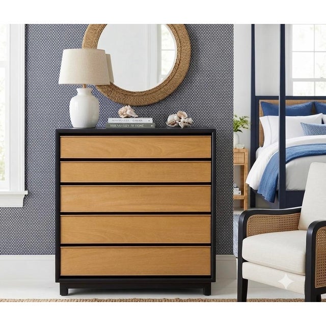 Mid-Century Modern Vintage Kroehler Mid-Century Modern Chest of Drawers For Sale - Image 3 of 8