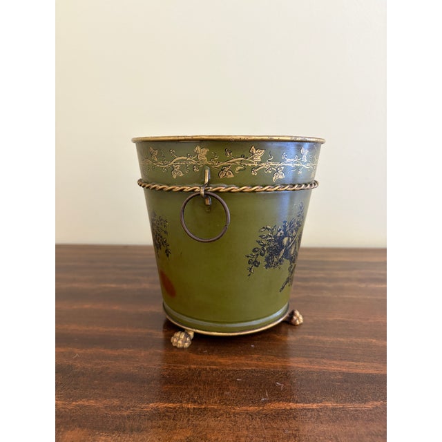 Italian Neoclassical Tole Green & Gold Cachepot Planter Vase With Lion Heads For Sale - Image 4 of 6