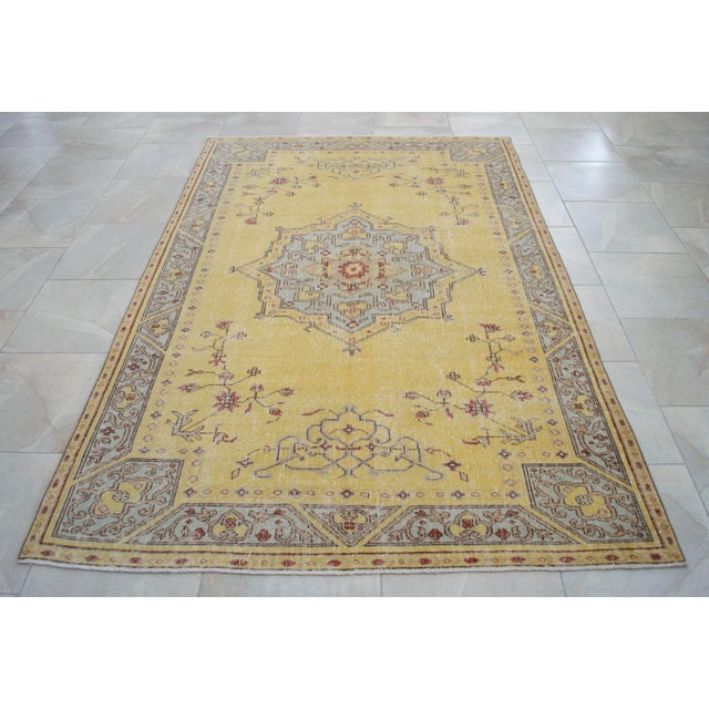 Textile Hand Knotted Yellow Oushak Carpet Medallion Pattern Turkish Rug - 5′1″ × 7′9″ For Sale - Image 7 of 13