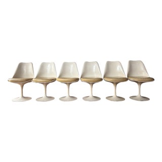 1960s Set of 6 Authentic Early Production Knoll Saarinen Tulip Chairs - Original Condition, Stamped and Labled For Sale