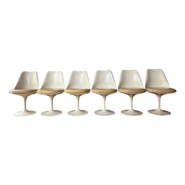 Set of 6 Authentic Early Production Knoll Saarinen Tulip Chairs - Original Condition, Stamped and Labled For Sale