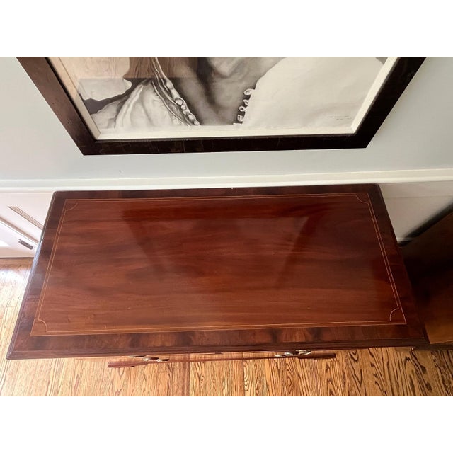 Traditional 19th Century Georgian Mahogany Dresser with Inlay For Sale - Image 3 of 12