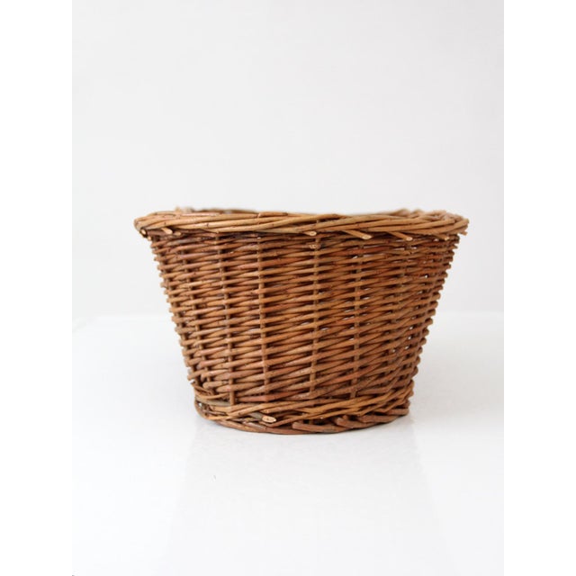 Mid 20th Century Vintage Wicker Basket For Sale - Image 5 of 11