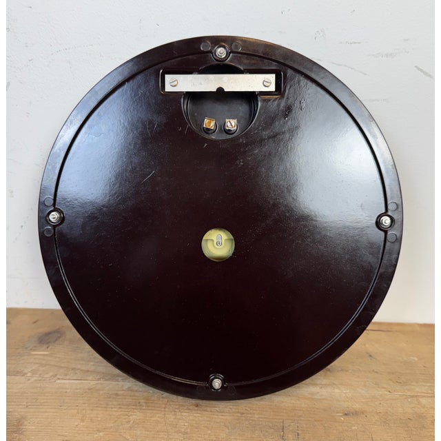 Industrial Bakelite Factory Wall Clock from Pragotron, 1960s For Sale - Image 16 of 17