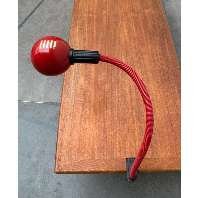 Vintage Italian Space Age Hebi Table Lamp by Isao Hosoe for Valenti Luce For Sale - Image 3 of 18