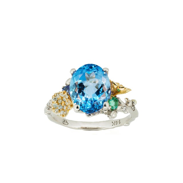 Modern Blue Topaz Cocktail Ring in 14k Gold Size 6.75 (All Sizes Available) For Sale - Image 3 of 8