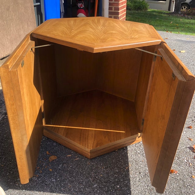 Vintage Thomasville Mid Century Modern Oak Hexagon End Table Chairish