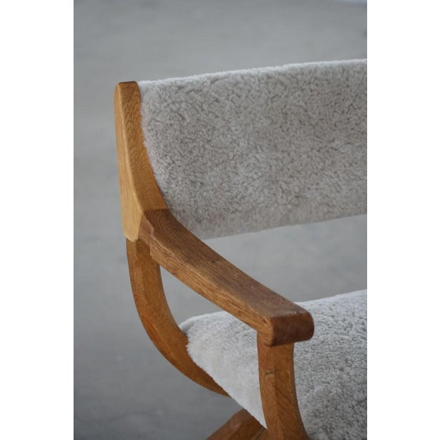 Mid-Century Kurul Armchair in Oak and Lambswool attributed to Henning Kjærnulf, 1960s For Sale - Image 16 of 18