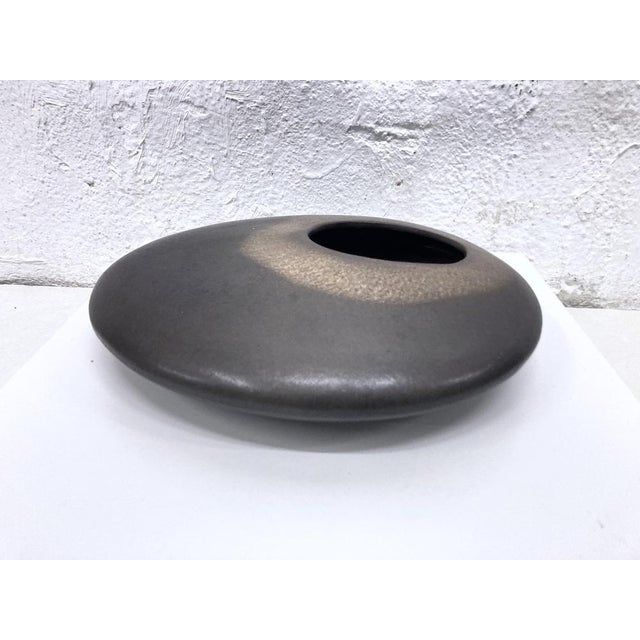 Mid-Century Modern Studio Ceramic Model 01062 Vase by August Heissner, 1960s For Sale - Image 3 of 7