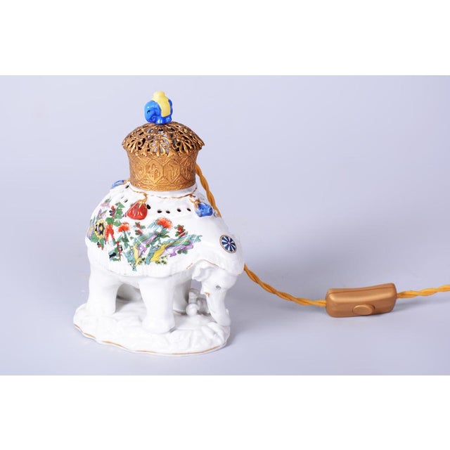 Asian Table Lamp in Brass and Porcelain, India, 1970s For Sale - Image 12 of 12