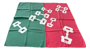 1980s Vintage Red/Green Gucci Silk Scarf