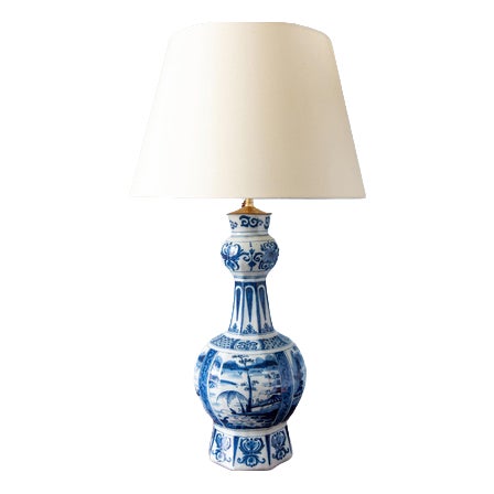 Dutch Blue and White Chinoiserie Garlic Neck Vase Lamp, 1700s For Sale