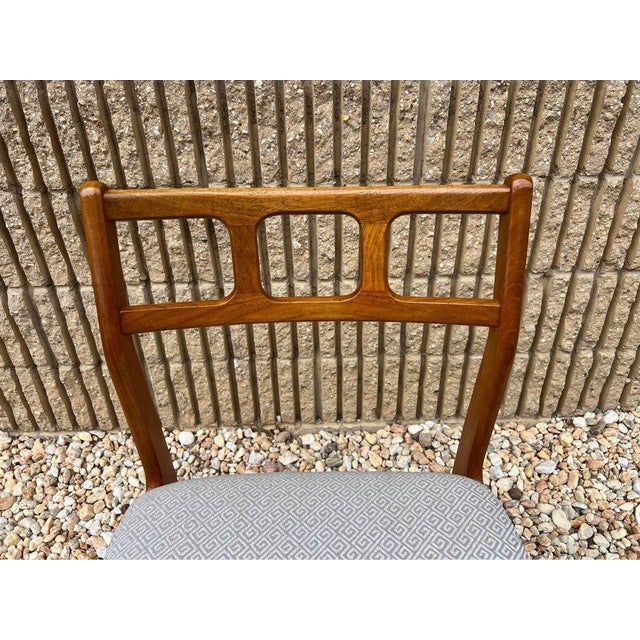 Mid-Century Modern Late 20th Century D-Scan Set of Four Mid Century Teak Dining Chairs For Sale - Image 3 of 10