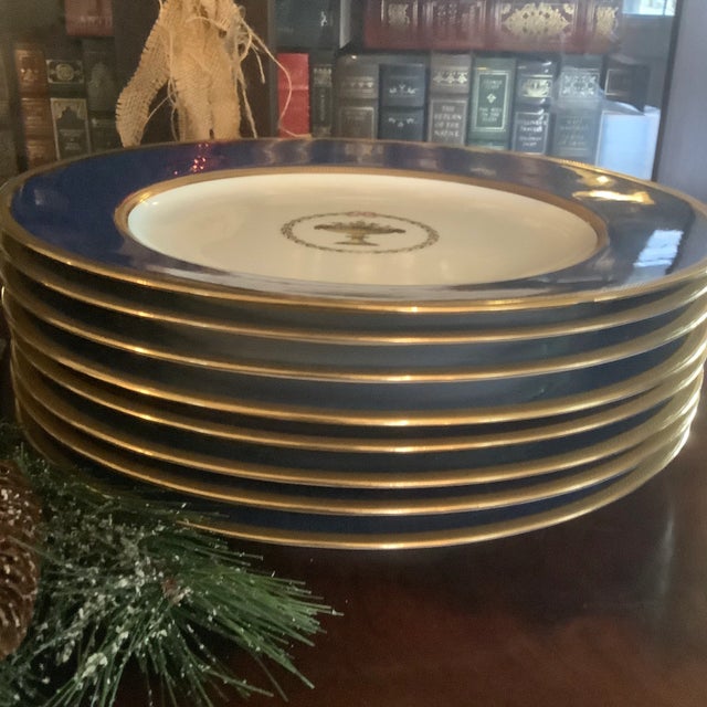 Early 20th Century Set of 12 Spode Copelands Cobalt Dinner Plates, Acid Etched Gold For Sale - Image 5 of 13
