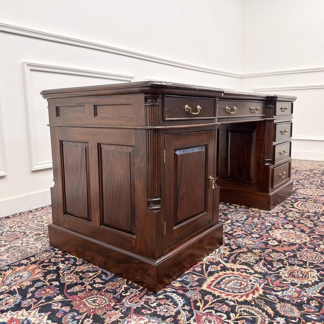 English Desk with Black Leather For Sale - Image 5 of 18