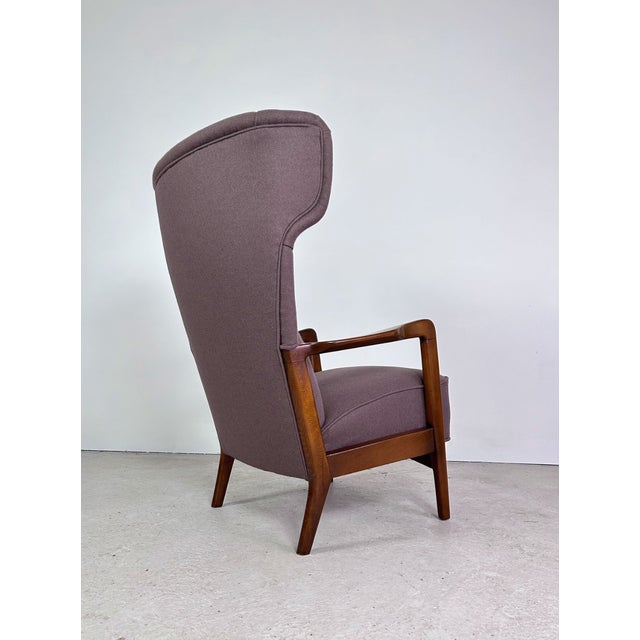 Fritz Hansen Danish Wingback Lounge Chair by Soren Hansen for Fritz Hansen, 1950s For Sale - Image 4 of 6