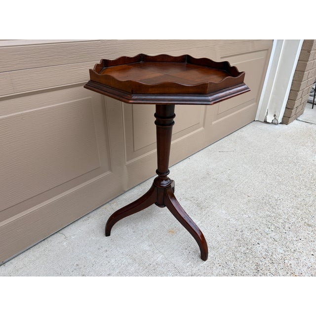 Wood Mid-20th Century Mahogany Octagonal Drinks Table With Parquetry Top For Sale - Image 7 of 12