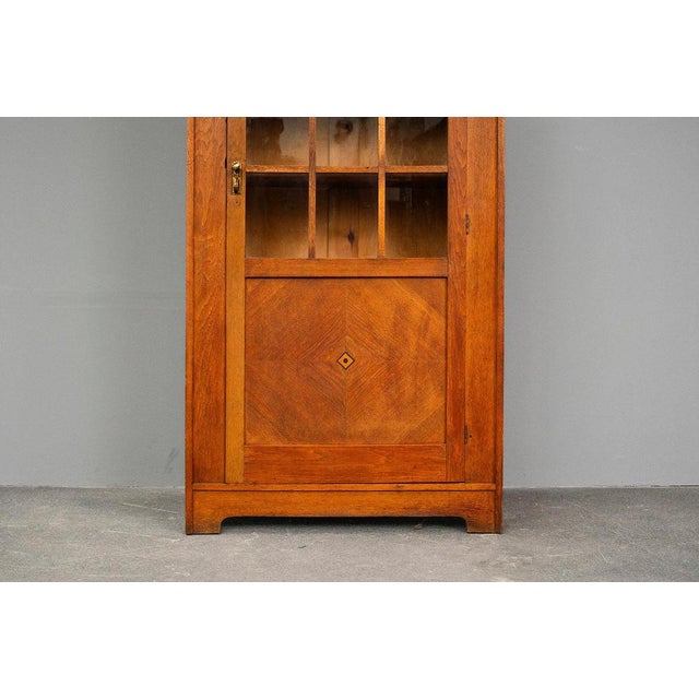 Small 20th Century Art Nouveau Bookcase in Oak For Sale - Image 10 of 18