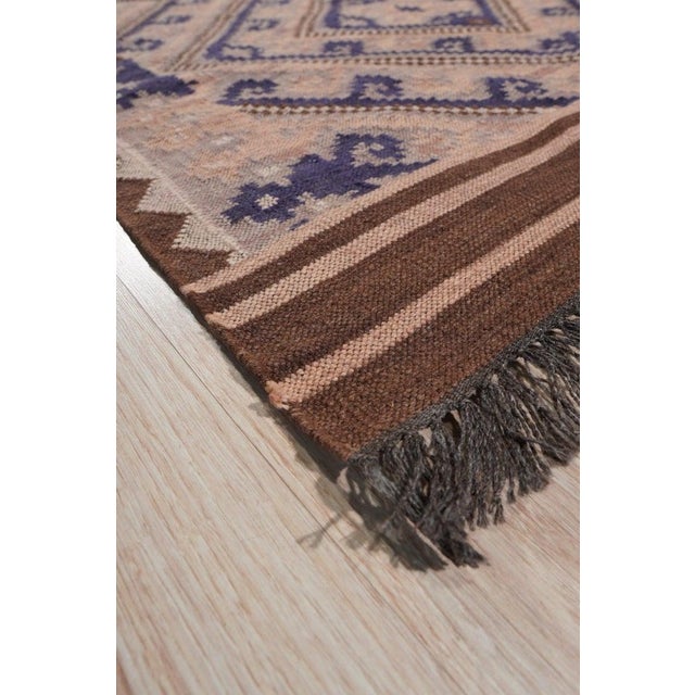 2020s 5x8 Brown Flat Weave Wool Diamond Key Pattern Geometric Modern Carpet Rug For Sale - Image 5 of 6