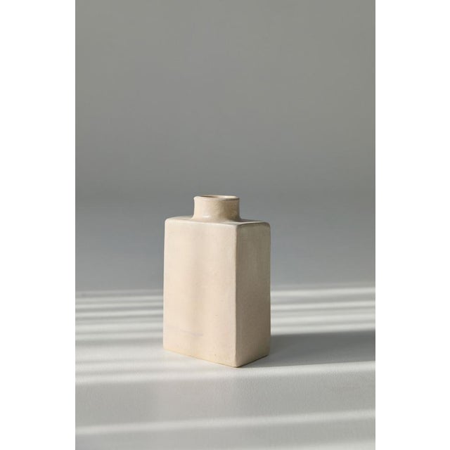 Early 21st Century Small Cuubik Snow Vase from Lentiez.Ceramics For Sale - Image 5 of 6
