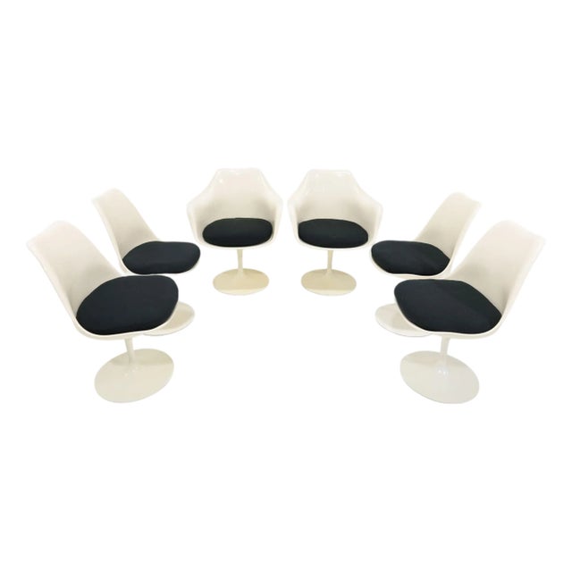 Eero Saarinen for Knoll Tulip Chairs For Sale