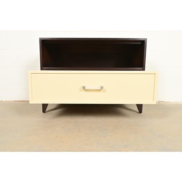 Early 21st Century Kindel Furniture Modern Hollywood Regency Cabinet or Bedside Chest For Sale - Image 5 of 12