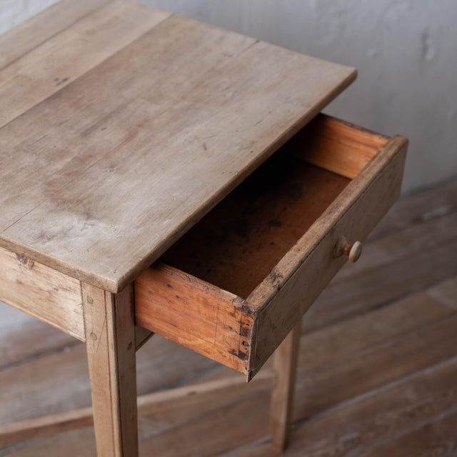 Mahogany Side Table With X Stretcher, 18th Century For Sale - Image 15 of 17