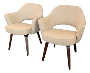 1960s Pair of Eero Saarinen for Knoll Wood Executive Armchairs in Cream Tweed