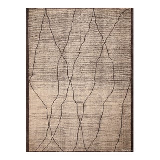 Nazmiyal Collection Modern Tribal Nomadic Room Size Area Rug For Sale