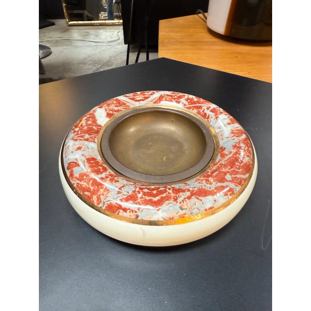 Mid-Century Modern 1970s Tommaso Barbi Ceramic and Brass Centerpiece Bowl With Red Marbleized Glaze For Sale - Image 3 of 9